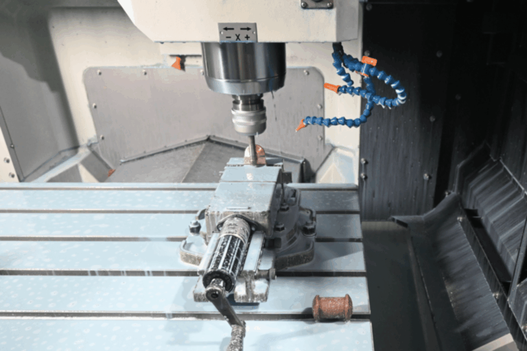 Desarrollamos y fabricamos prototipos y moldes de inyección de plástico